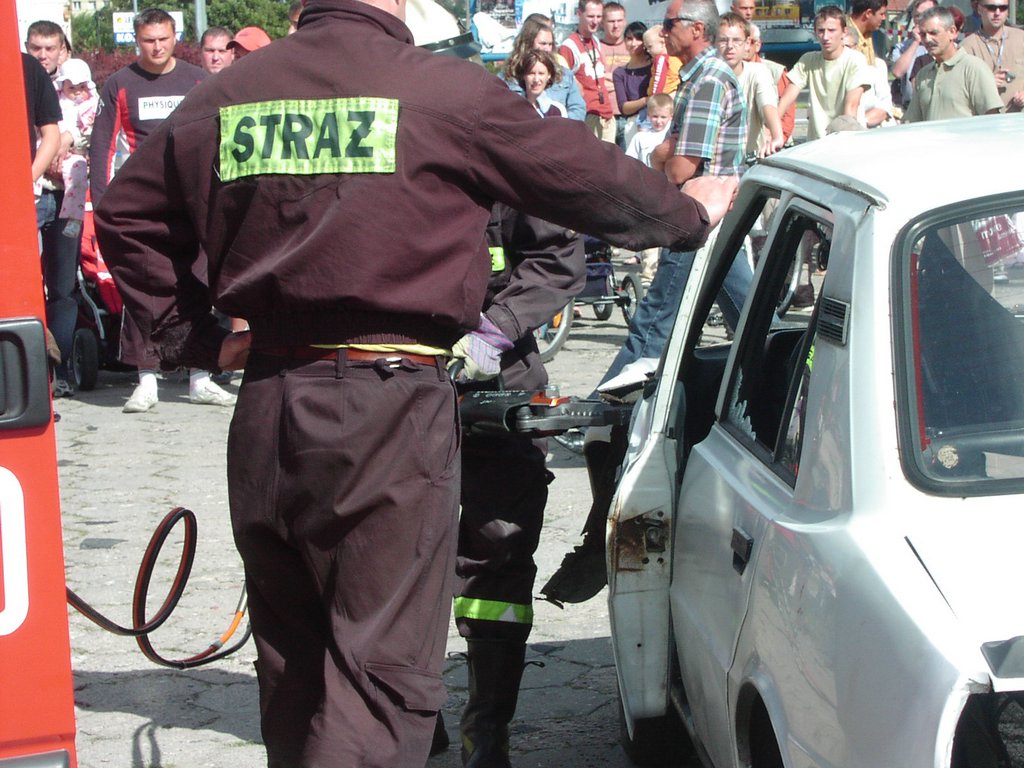 Pokaz ratownictwa  technicznego MegaZlot sobota (25).JPG